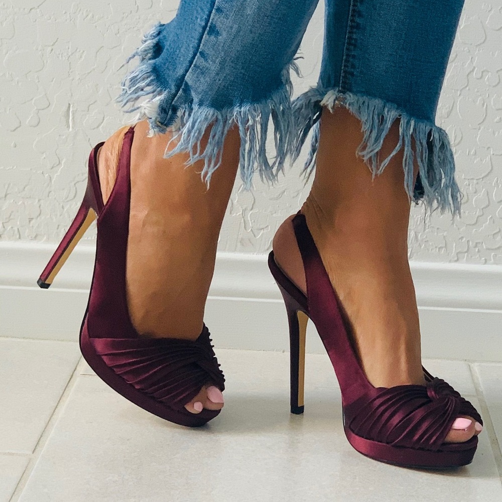 Red Wine Pleated Peep Toe High Heel Platform Pump - Picture 2 of 8